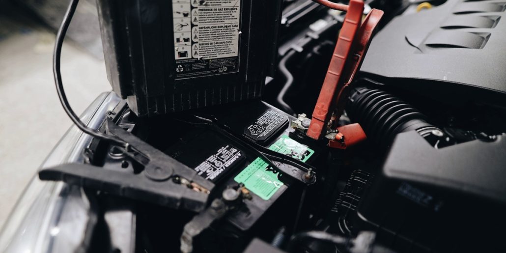 ᐅ Wie Lange Hält Eine Autobatterie?