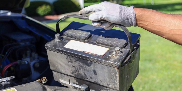 ᐅ Wie Lange Hält Eine Autobatterie?